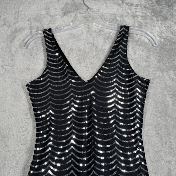 Snap Dress Women Medium Black Silver Allover Scalloped Sequins Party Date Night - Picture 5 of 9